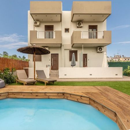 Cozy House With Pool Near Beach Gazi Zewnętrze zdjęcie