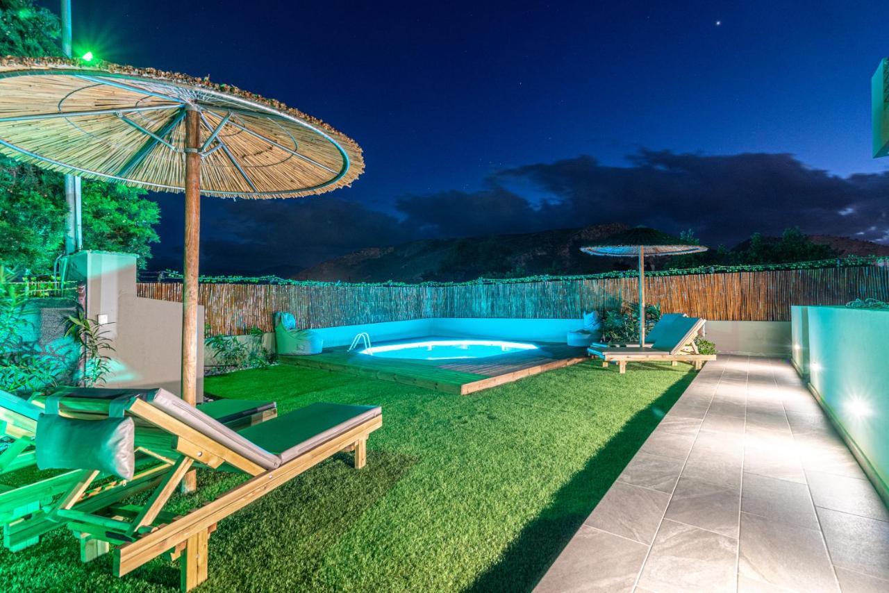 Cozy House With Pool Near Beach Gazi Zewnętrze zdjęcie